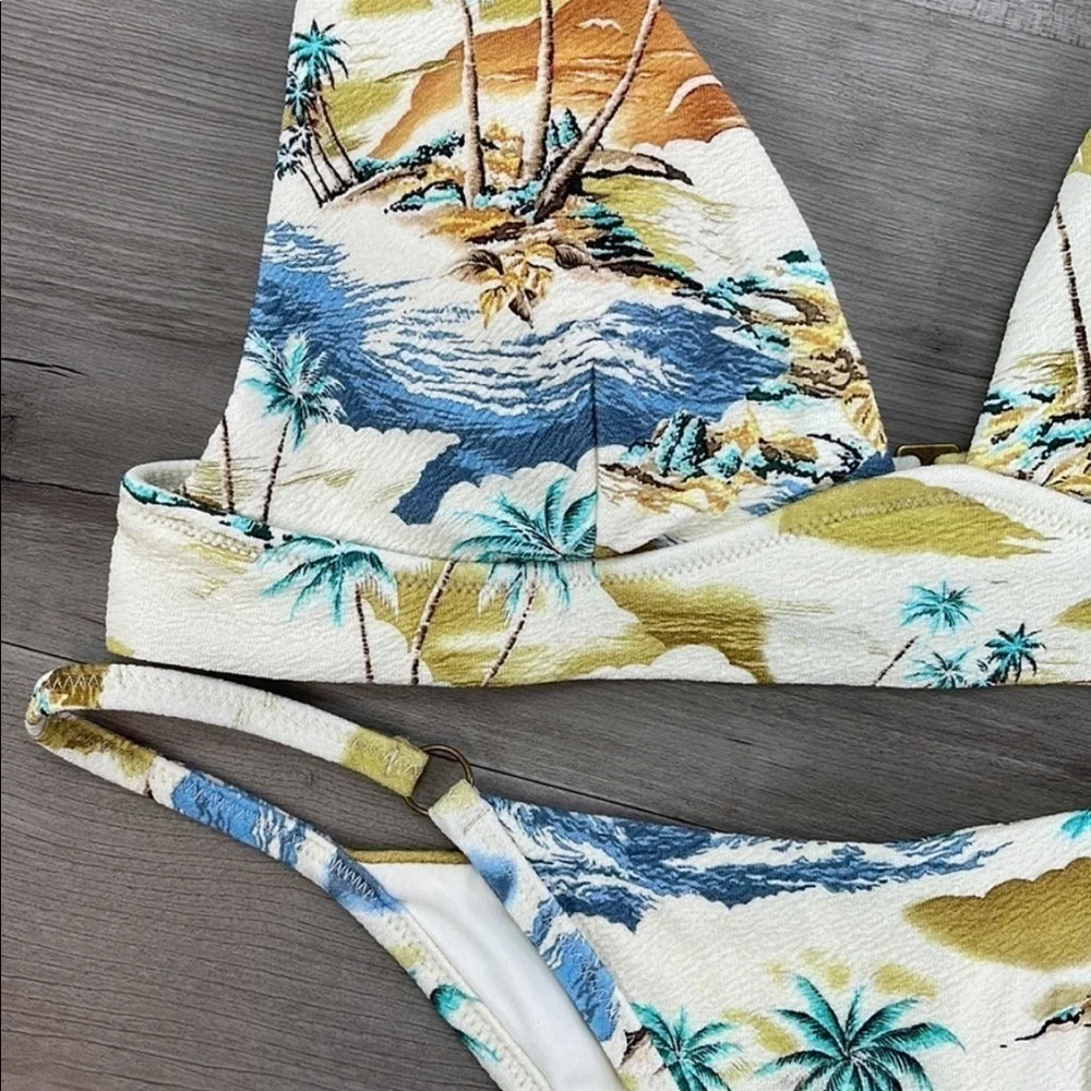☀️RIP CURL☀️ POSTCARDS DEEP V TOP POSTCARDS SKIMPY PANT BIKINI SET